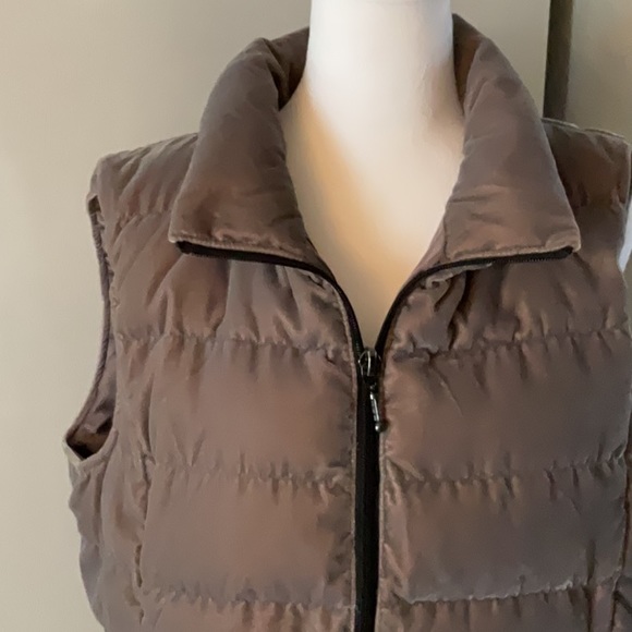Puffy vest -color is iridescent gray/dark taupe velour feel. Size L. - Picture 3 of 10